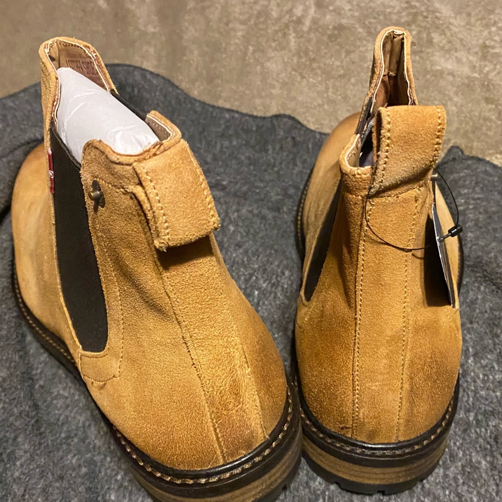 Levis Mens Keith Pull On Chelsea Ankle Boots Tan/ Brown Suede Size 13 M US (NWT) - Picture 7 of 11